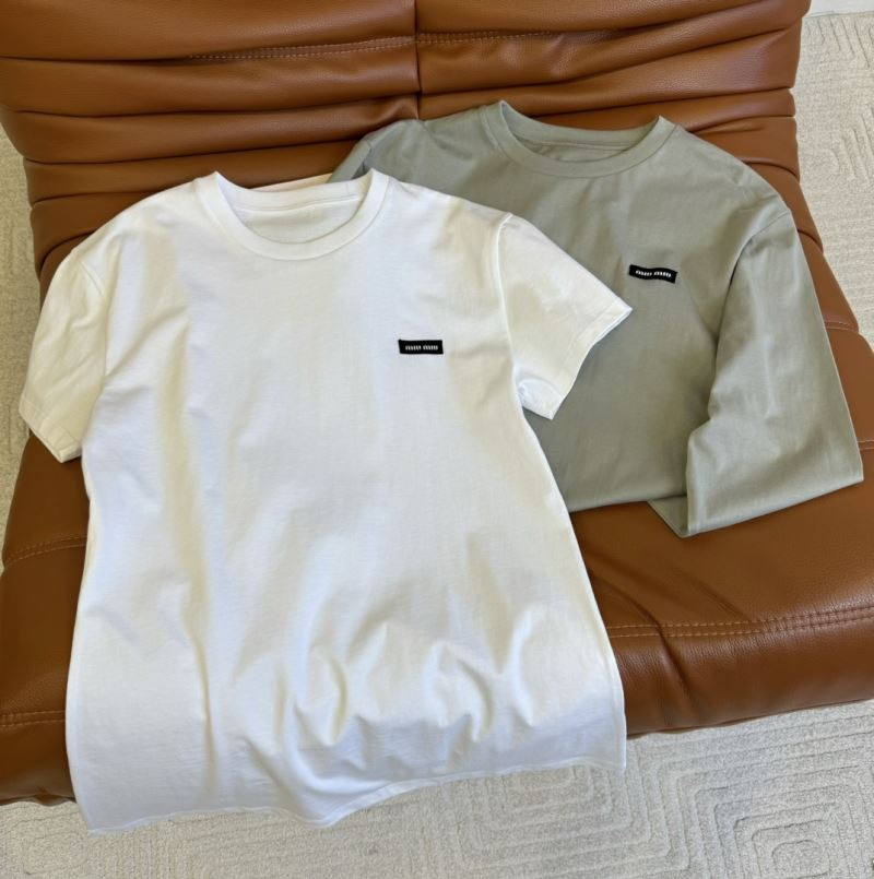 Unclassified Brand T-Shirts